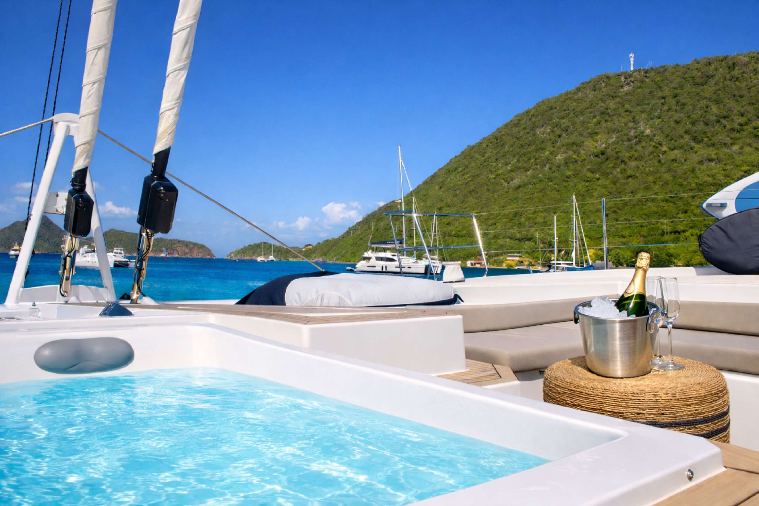 Charter Yacht SAPPHIRE - Fountaine Pajot Alegria 67 - 4 Cabins - Tortola - Anegada - Virgin Gorda - BVI - Caribbean