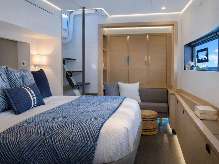 SAPPHIRE Fountaine Pajot Alegria 67 Spacious Master Suite SAPPHIRE Fountaine Pajot Alegria 67 Spacious Master Suite