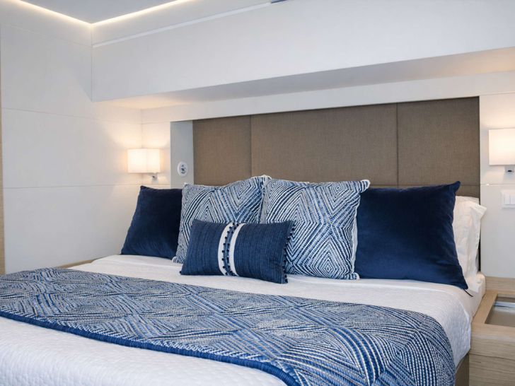 SAPPHIRE Fountaine Pajot Alegria 67 Guest Cabin SAPPHIRE Fountaine Pajot Alegria 67 Guest Cabin