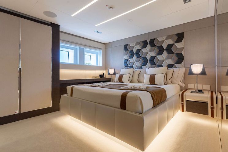 Charter Yacht CABO - Persing 140 - 5 Cabins - Cannes - St Tropez - Nice - Antibes - Monaco - The French Riviera