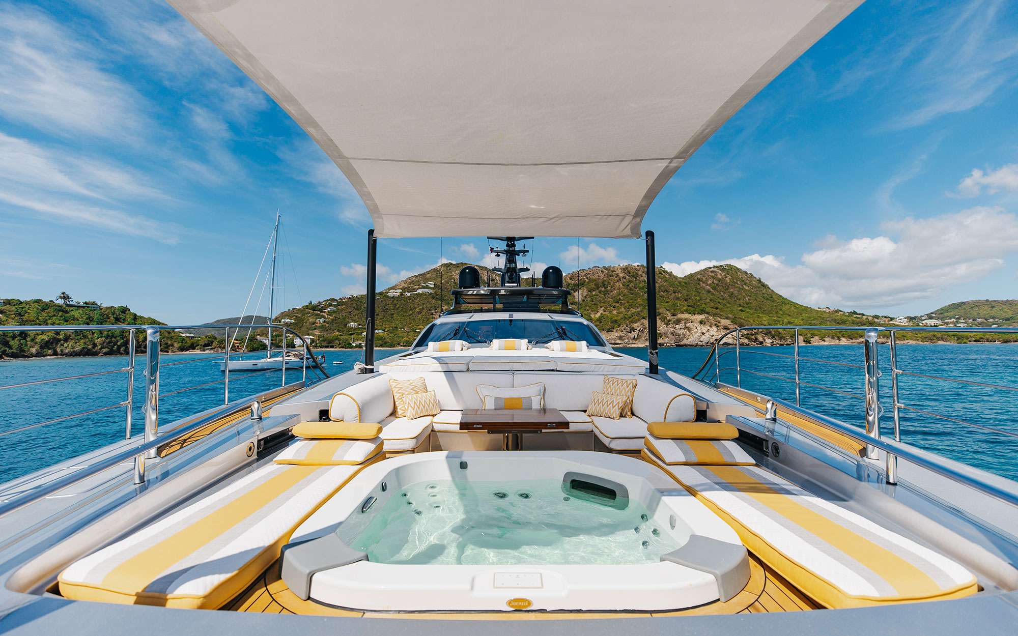 Charter Yacht CABO - Persing 140 - 5 Cabins - Cannes - St Tropez - Nice - Antibes - Monaco - The French Riviera