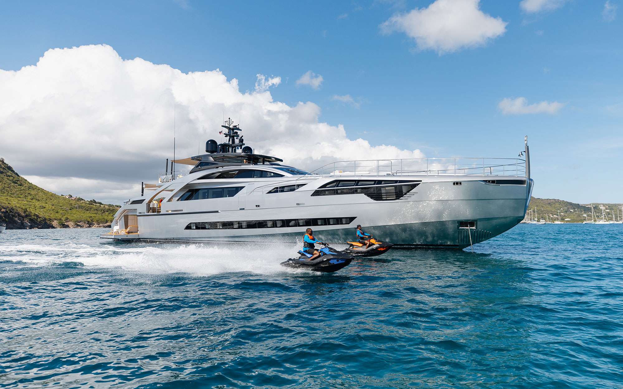 Charter Yacht CABO - Persing 140 - 5 Cabins - Cannes - St Tropez - Nice - Antibes - Monaco - The French Riviera