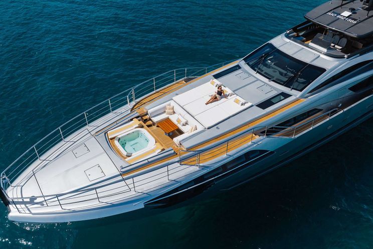 Charter Yacht CABO - Persing 140 - 5 Cabins - Cannes - St Tropez - Nice - Antibes - Monaco - The French Riviera