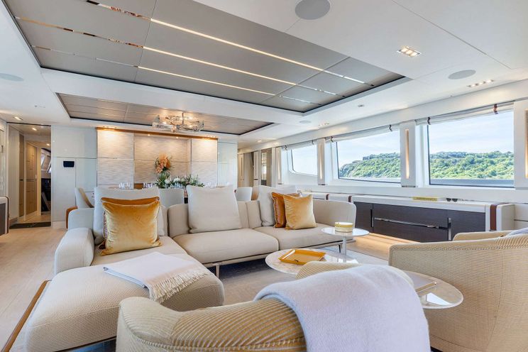 Charter Yacht CABO - Persing 140 - 5 Cabins - Cannes - St Tropez - Nice - Antibes - Monaco - The French Riviera