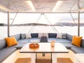 NO RUSH Bali 5.2 - flybridge dining lounge NO RUSH Bali 5.2 - flybridge dining lounge
