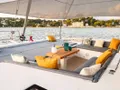 NO RUSH Bali 5.2 - foredeck lounge and sunbathing area NO RUSH Bali 5.2 - foredeck lounge and sunbathing area