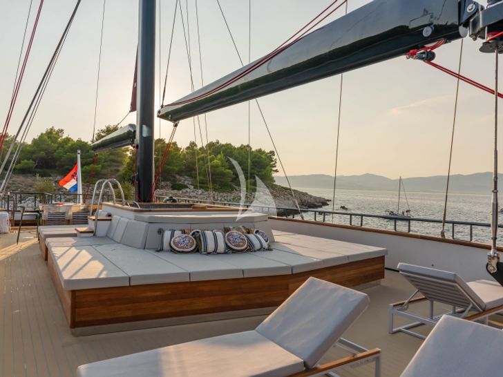 ANETTA - Sun deck ANETTA - Sun deck