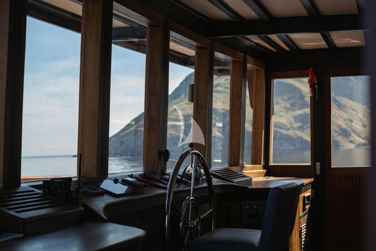 Charter Yacht VELA - Phinisi 50m - 6 Cabins - Labuan Bajo - Komodo - Sorong - Raja Ampat - Indonesia