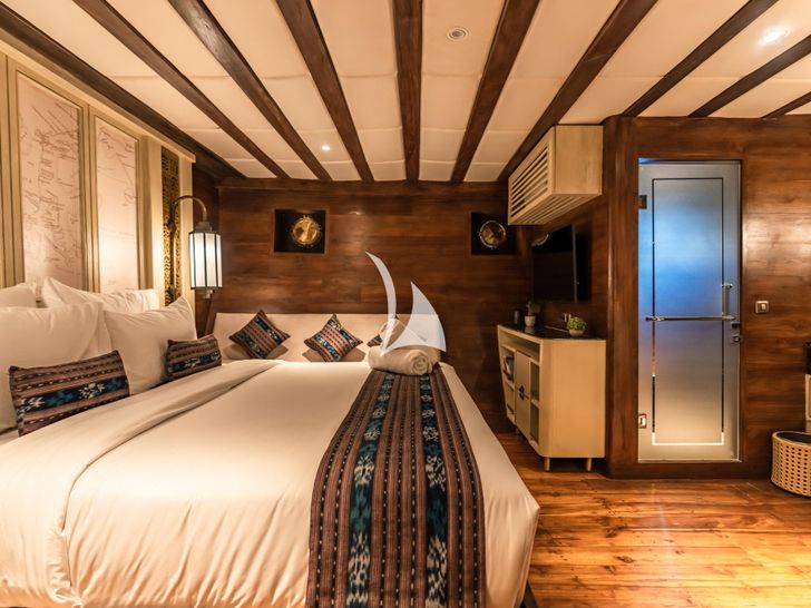 THE MAJ OCEANIC Phinisi 47m - VIP cabin 2 THE MAJ OCEANIC Phinisi 47m - VIP cabin 2