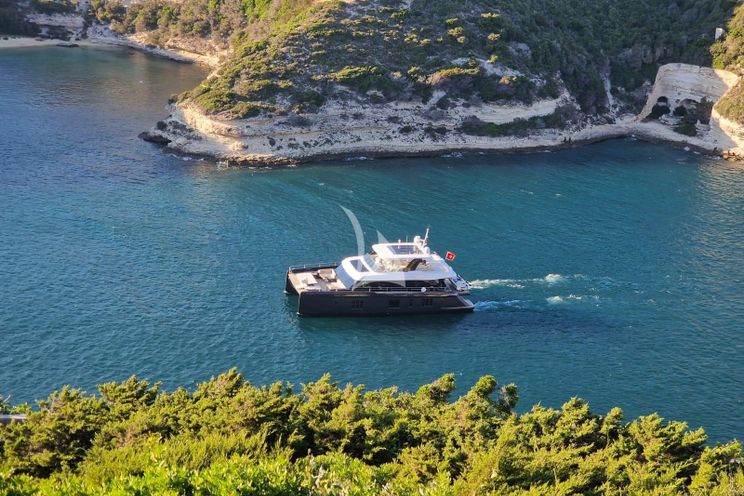 Charter Yacht MANTA - Sunreef 80 - 4 Cabins - Athens - Greece - Corsica - Sardinia - Amalfi Coast - Sicily