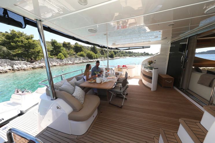 Charter Yacht INSIEME - Princess 85 Fly - 4 Cabins - Trogir - Split - Hvar - Croatia