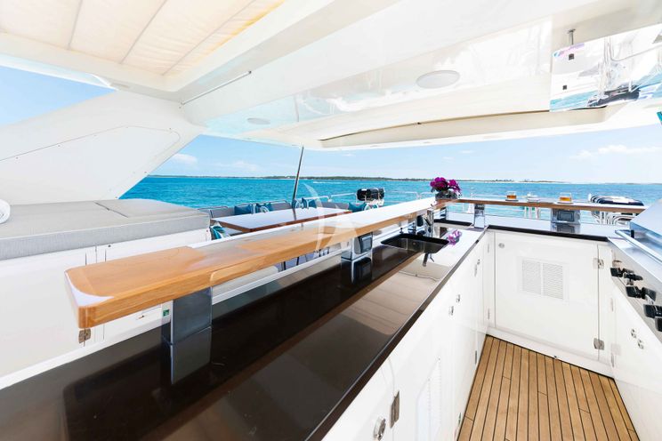 Charter Yacht INSIEME - Azimut 105 - 5 Cabins - Nassau - Bahamas - Newport - New England