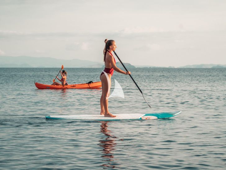 THE MAJ OCEANIC Phinisi 47m - paddleboarding THE MAJ OCEANIC Phinisi 47m - paddleboarding