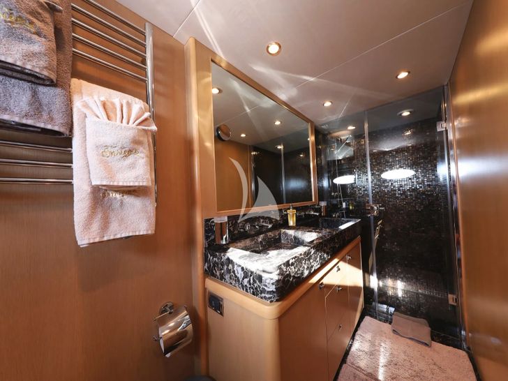 INSIEME Princess 85 Fly - master cabin bathroom INSIEME Princess 85 Fly - master cabin bathroom