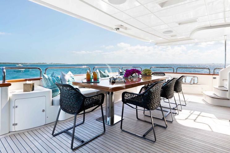 Charter Yacht INSIEME - Azimut 105 - 5 Cabins - Nassau - Bahamas - Newport - New England