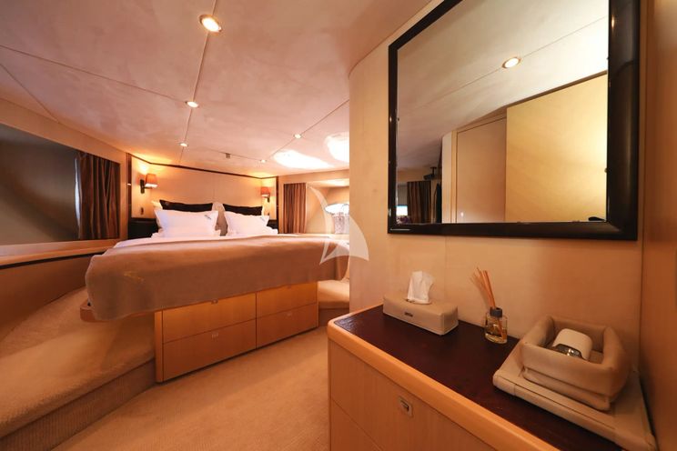 Charter Yacht INSIEME - Princess 85 Fly - 4 Cabins - Trogir - Split - Hvar - Croatia