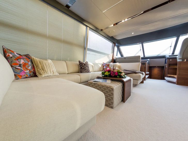 SHAWLIFE - Main deck saloon SHAWLIFE - Main deck saloon
