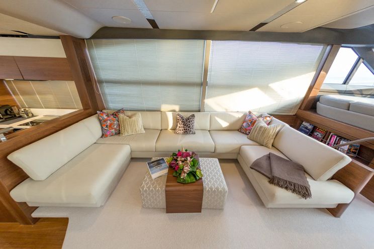 Charter Yacht SHAWLIFE - Princess 68 - 4 Cabins - Cannes - Monaco - St Tropez - Antibes