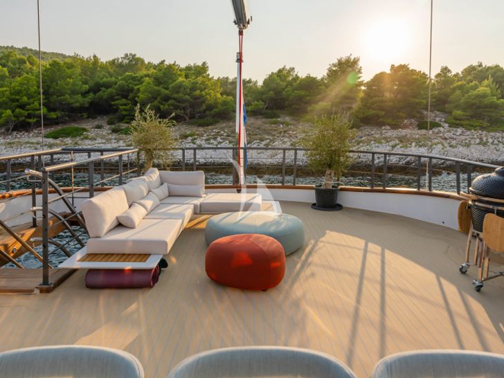 ANETTA - Sun deck ANETTA - Sun deck