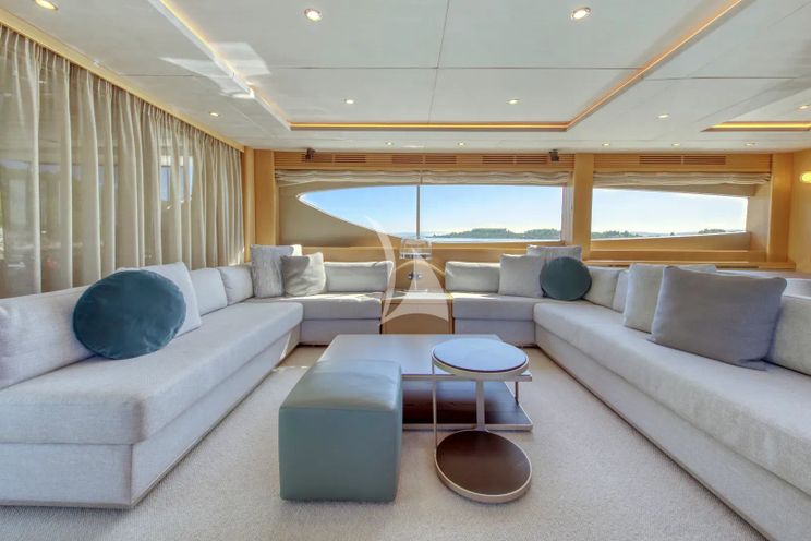 Charter Yacht INSIEME - Princess 85 Fly - 4 Cabins - Trogir - Split - Hvar - Croatia