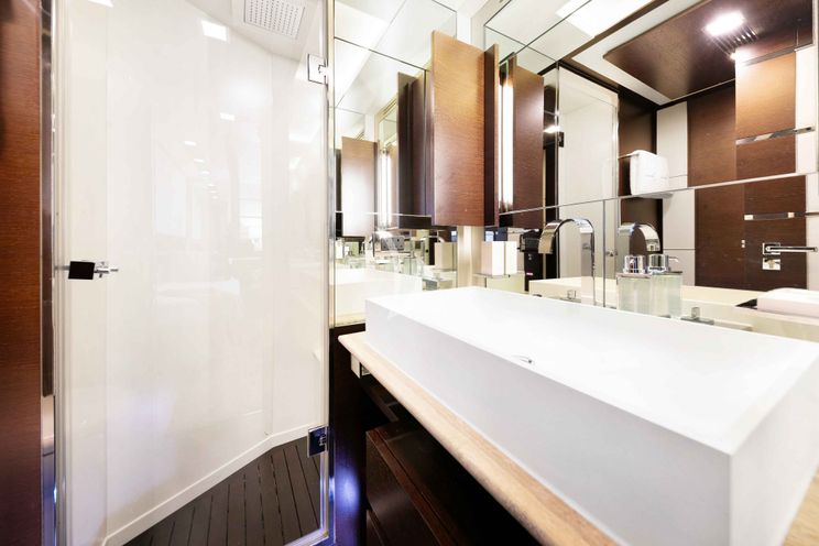 Charter Yacht INSIEME - Azimut 105 - 5 Cabins - Nassau - Bahamas - Newport - New England