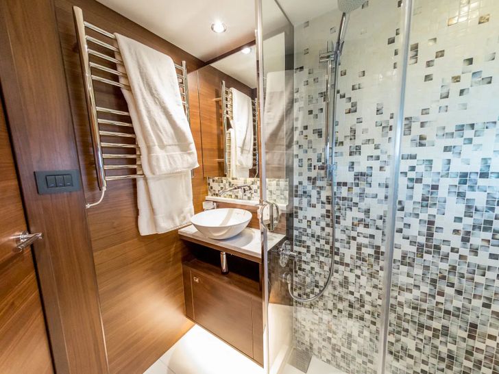 SHAWLIFE - VIP ensuite SHAWLIFE - VIP ensuite