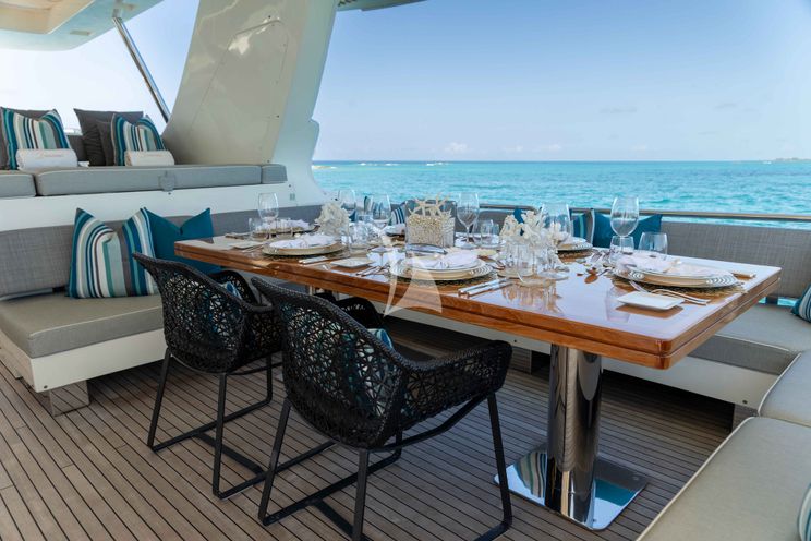Charter Yacht INSIEME - Azimut 105 - 5 Cabins - Nassau - Bahamas - Newport - New England