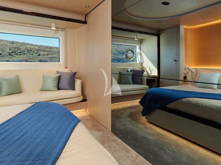 OMR GROUP - Double cabin OMR GROUP - Double cabin