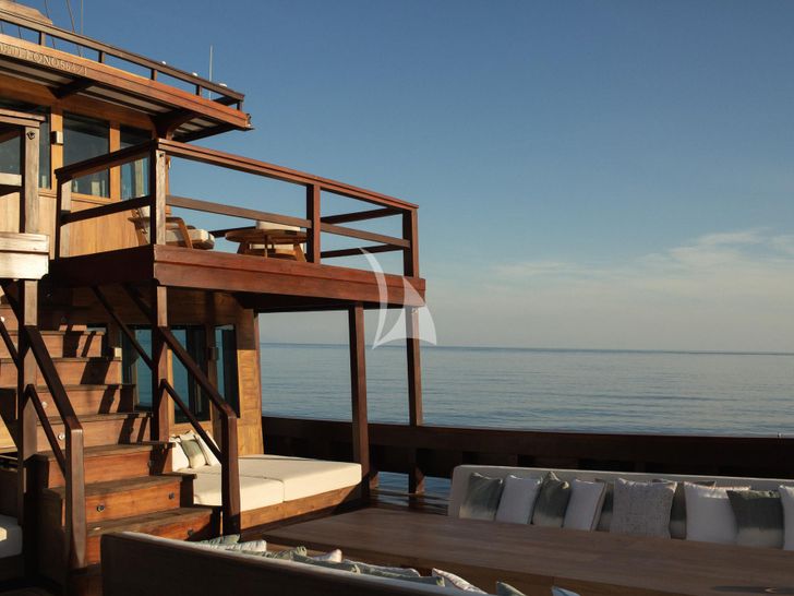 VELA Custom 50m - main upper deck VELA Custom 50m - main upper deck