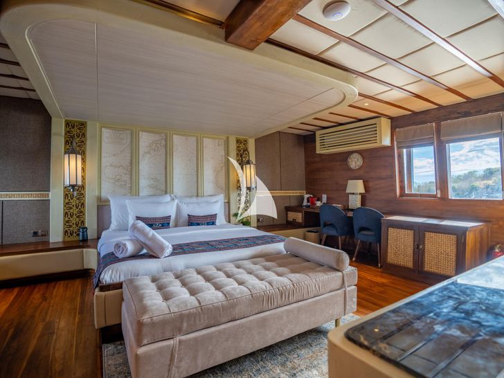 THE MAJ OCEANIC Phinisi 47m - VIP cabin 1 THE MAJ OCEANIC Phinisi 47m - VIP cabin 1