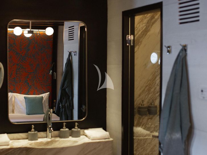 VELA Custom 50m - VIP cabin 1 bathroom VELA Custom 50m - VIP cabin 1 bathroom