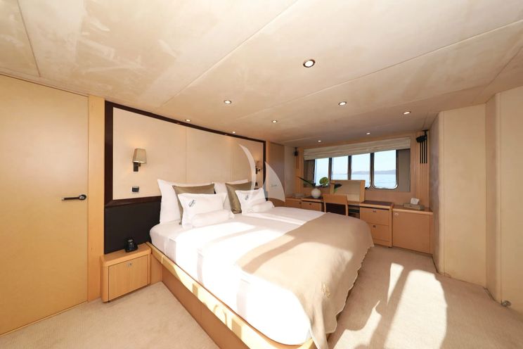 Charter Yacht INSIEME - Princess 85 Fly - 4 Cabins - Trogir - Split - Hvar - Croatia