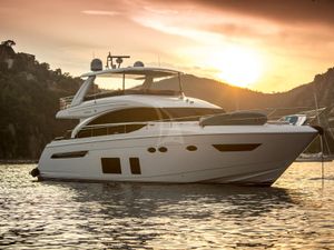 SHAWLIFE - Princess 68 - 4 Cabins - Cannes - Monaco - St Tropez - Antibes SHAWLIFE - Princess 68 - 4 Cabins - Cannes - Monaco - St Tropez - Antibes