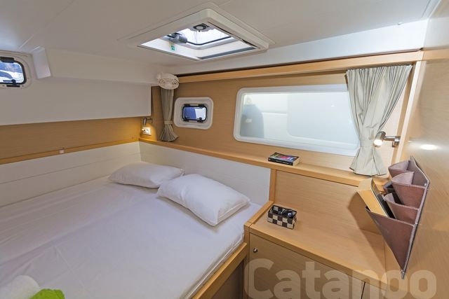 Charter Yacht CATANOO