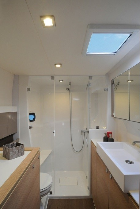 Charter Yacht CORAZON