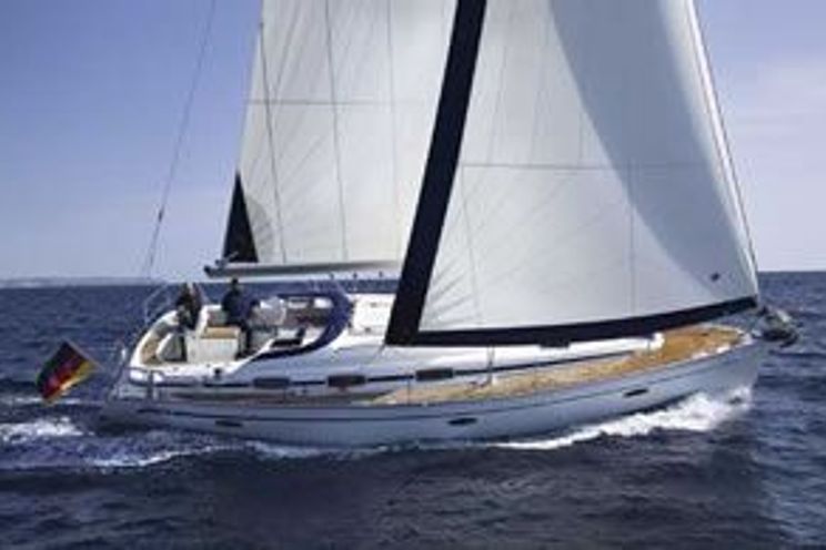 Charter Yacht Bavaria 39 - 3 Cabins - Grenada