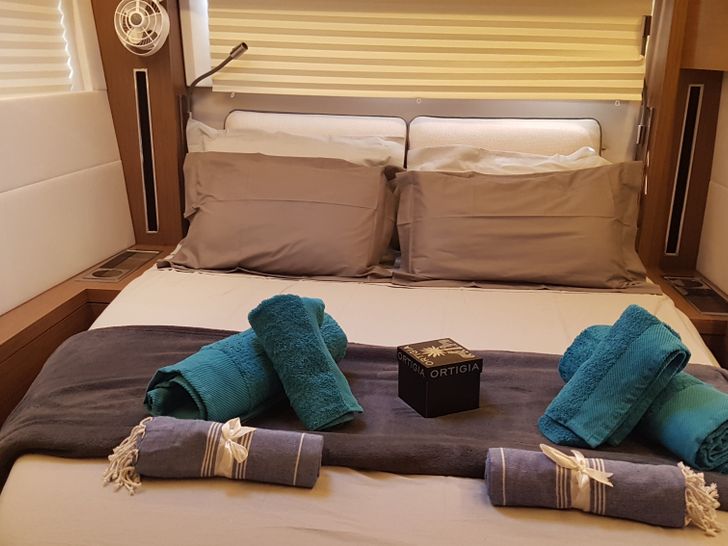 OHANA Lagoon 50 - VIP cabin OHANA Lagoon 50 - VIP cabin