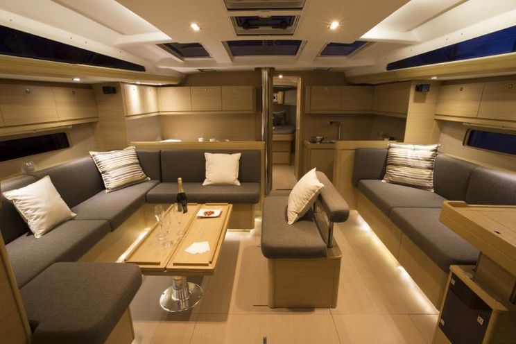 Charter Yacht DUFOUR 500