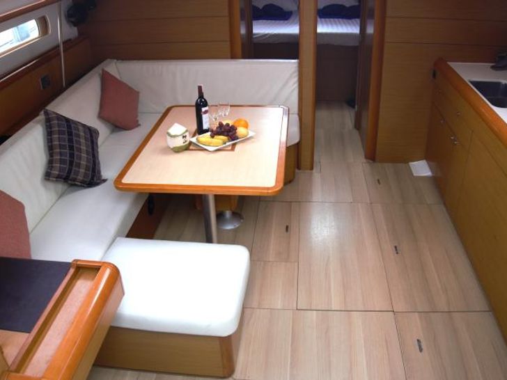 Dining area Dining area