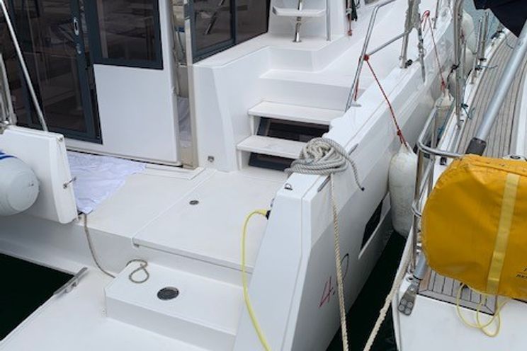 Charter Yacht Electra