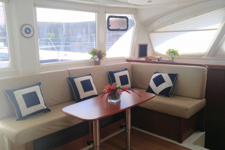 Charter Yacht FLOJO - Leopard 44 - 3 Cabins - Belize City - San Pedro