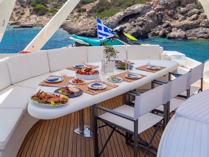 EFMARIA - Flybridge EFMARIA - Flybridge