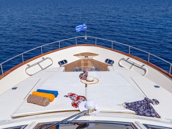 EFMARIA - Foredeck EFMARIA - Foredeck