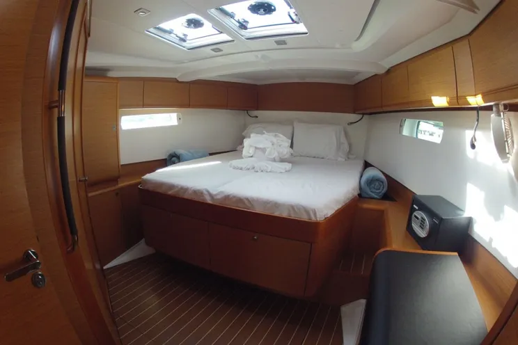 Charter Yacht FRENCH MAID