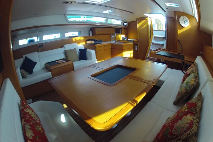 Charter Yacht FRENCH MAID