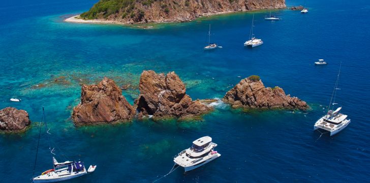 Diving at the Indians near Norman Island
