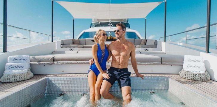 Romantic Yacht Charter Vacation in the Bahamas