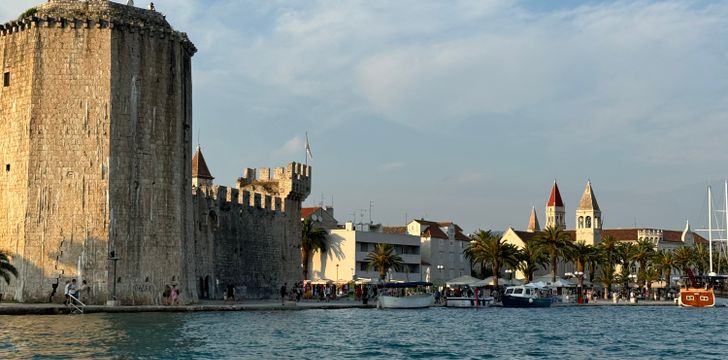 Kamerlengo Fortress from the water