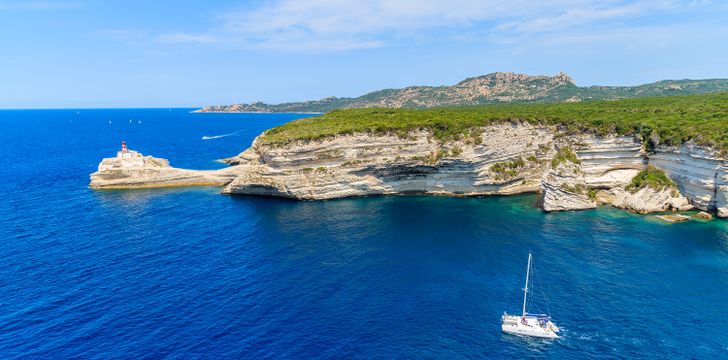 Top rated Corsica catamaran