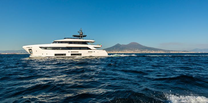 Motor Yacht Penelope on the Amalfi Coast